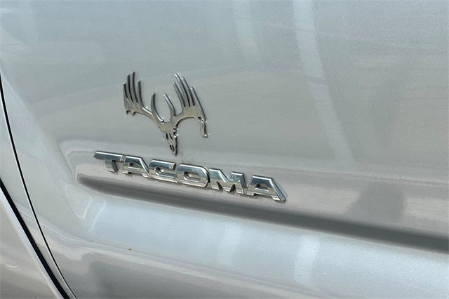 2006 Toyota Tacoma Base V6